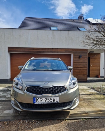 Kia Carens cena 43900 przebieg: 81000, rok produkcji 2013 z Kraków małe 67